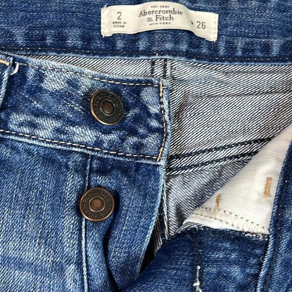 Abercrombie & Fitch Blue Jean Shorts Distressed Style size 2 / 26 - Picture 4 of 6